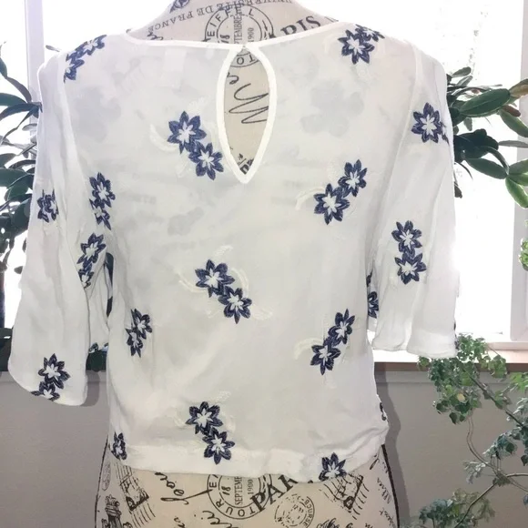 Forever 21 crop top - Picture 2 of 8